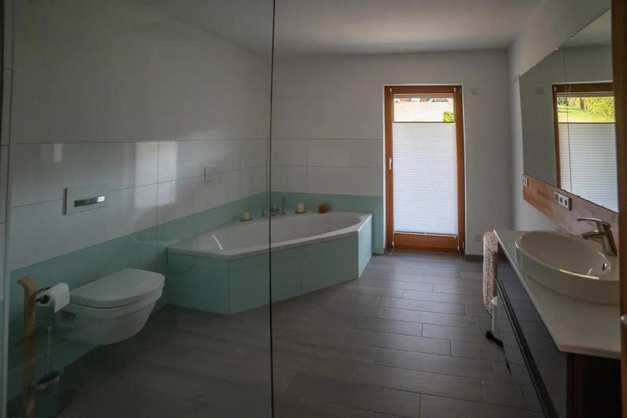 Ferienwohnung Am Waldrand 바트드리버그 외부 사진
